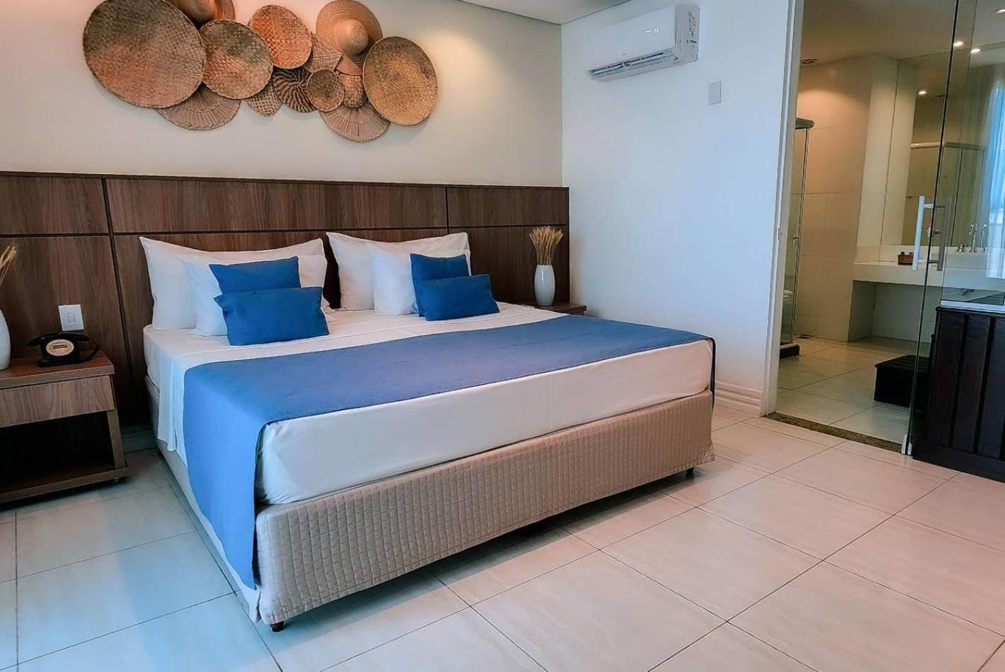 Paradiso Corporate 4*
